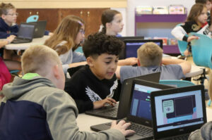 Picture of students learning about digital citizenship